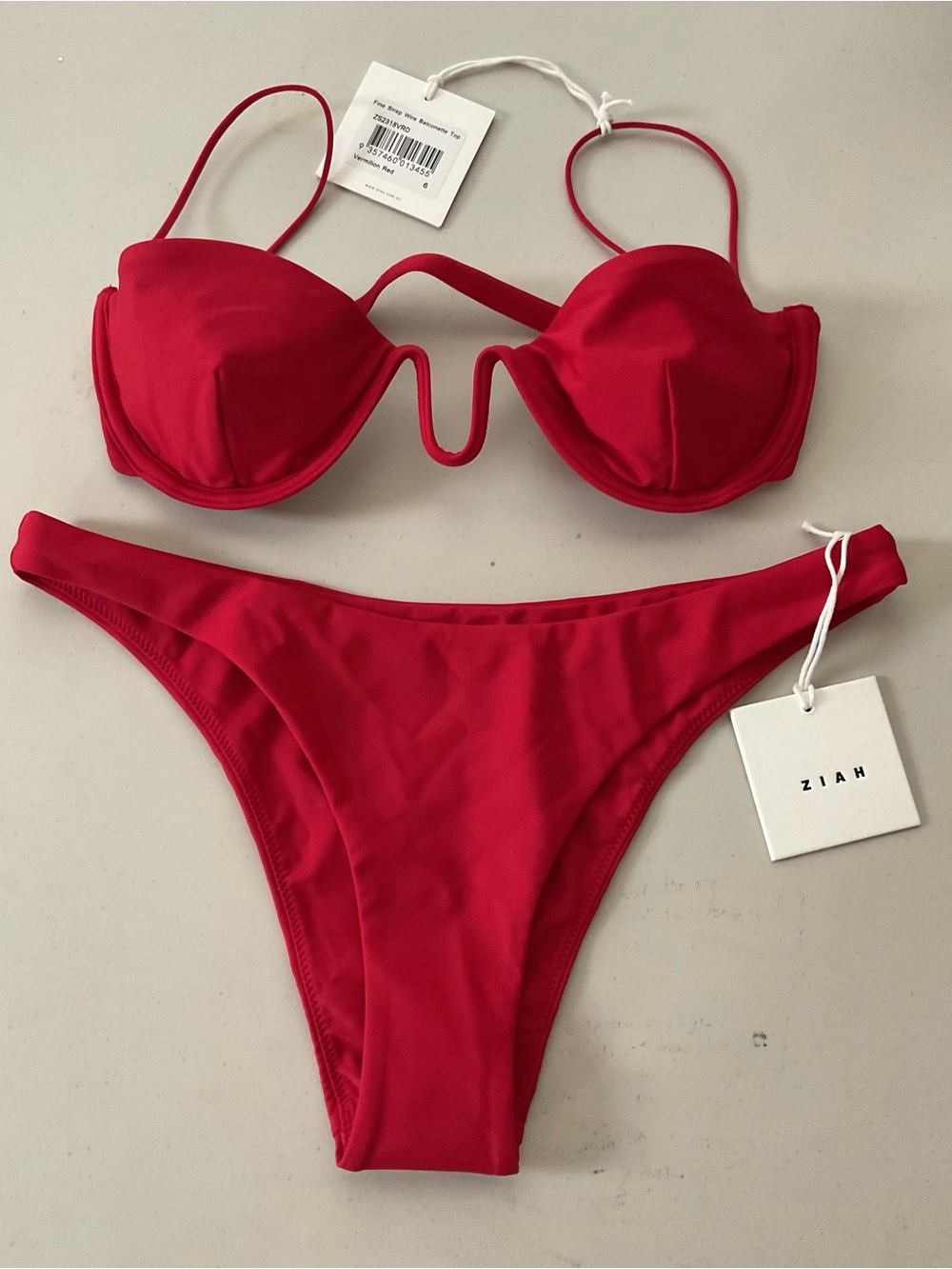 New With Tags Ziah  Red Underwire Bikini Set - Size 6
